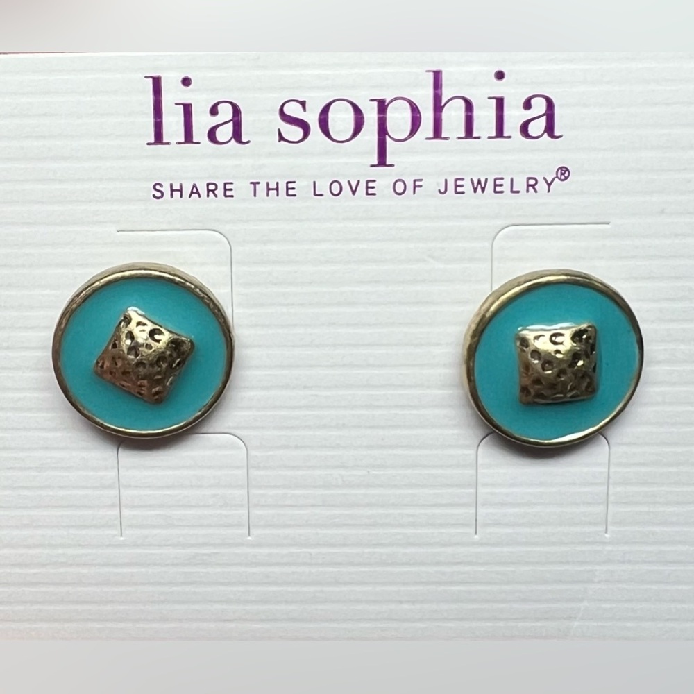 NWT lia sophia “Capri” earrings, turquoise enamel, matte gold tone